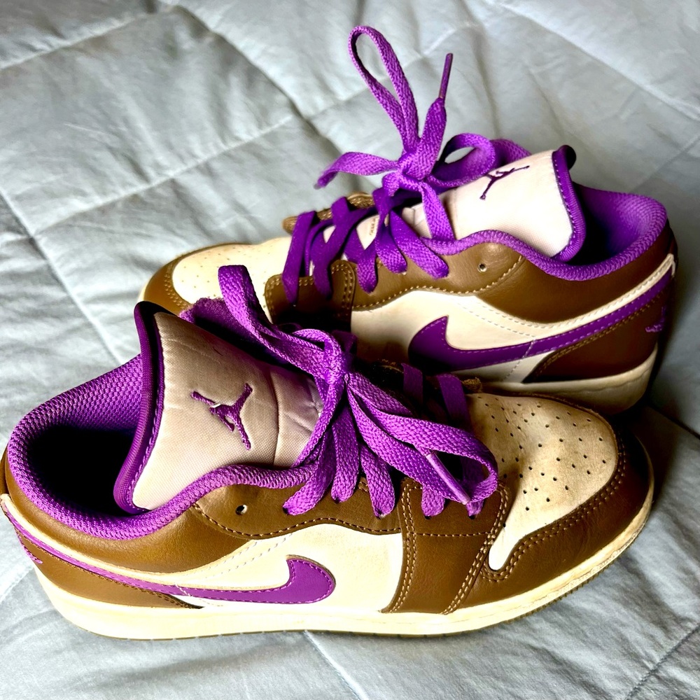 Nike Air Jordan 4Y Sneakers